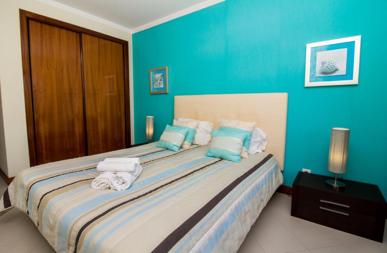 Family Apartment - Pool And Garden & Playground & Beach & Albufeira Luaran gambar