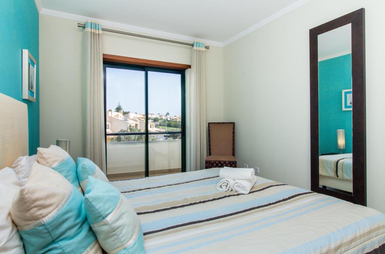 Family Apartment - Pool And Garden & Playground & Beach & Albufeira Luaran gambar