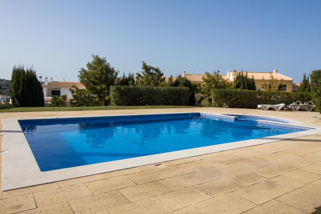 Family Apartment - Pool And Garden & Playground & Beach & Albufeira Luaran gambar